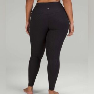Lululemon Align High-Rise Pant 28" Nulu Gradiate Geo Emboss Black. Size 6